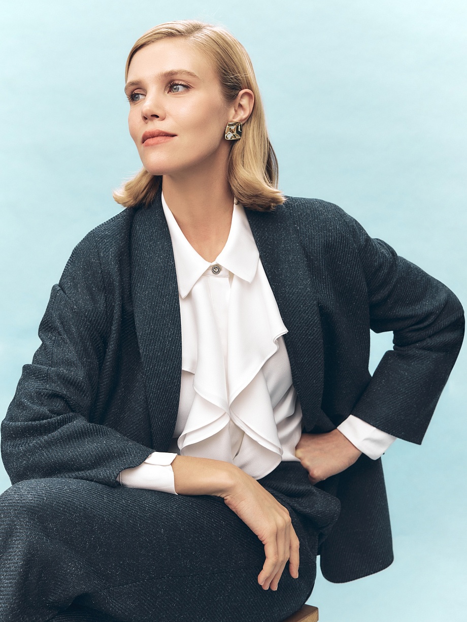 Жакет из костюмной ткани с укороченными рукавами