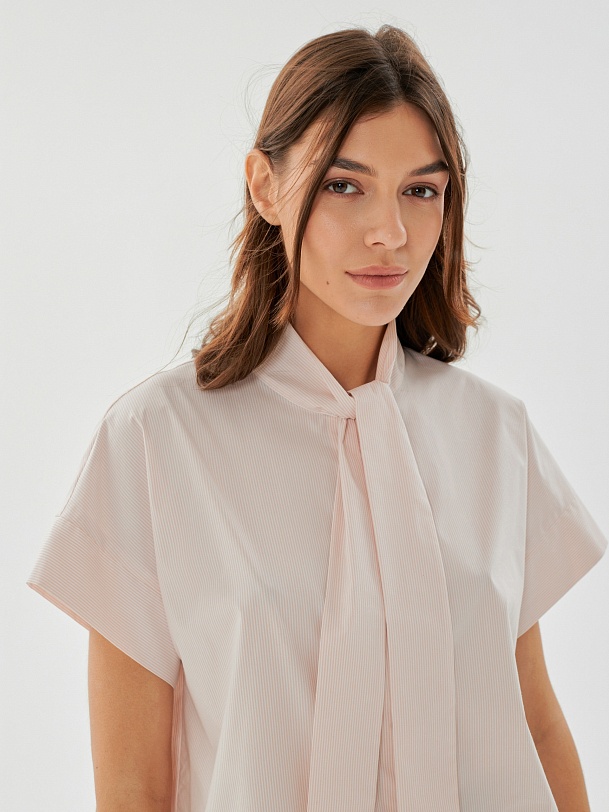 Романтичная блуза с бантом