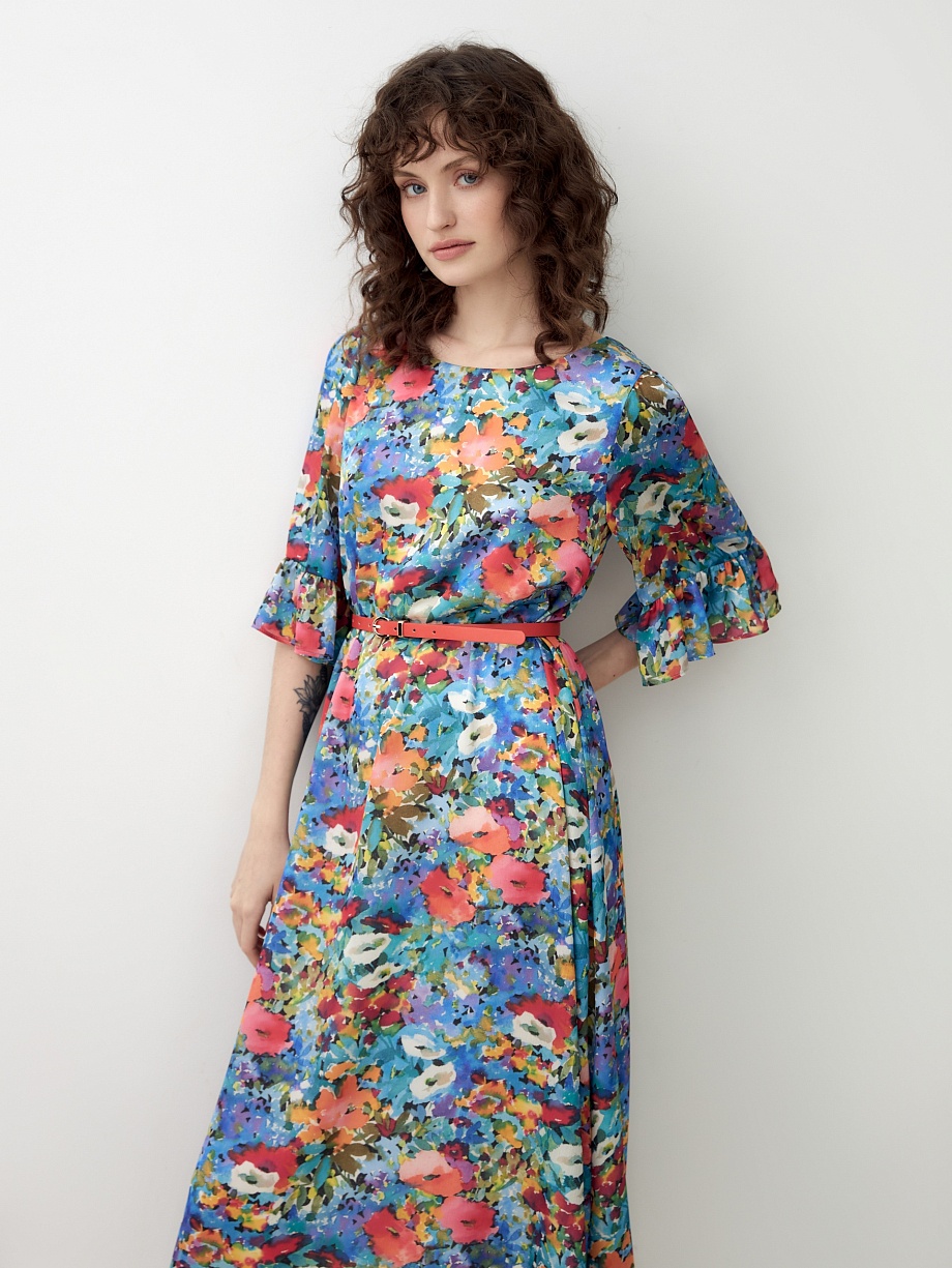 Платье-трапеция в ярком цветочном принте с поясом