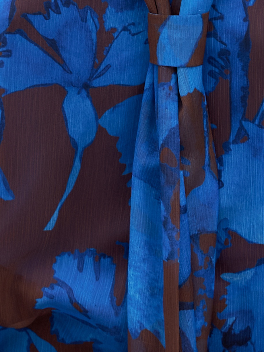 Свободная блуза с воротником-галстуком