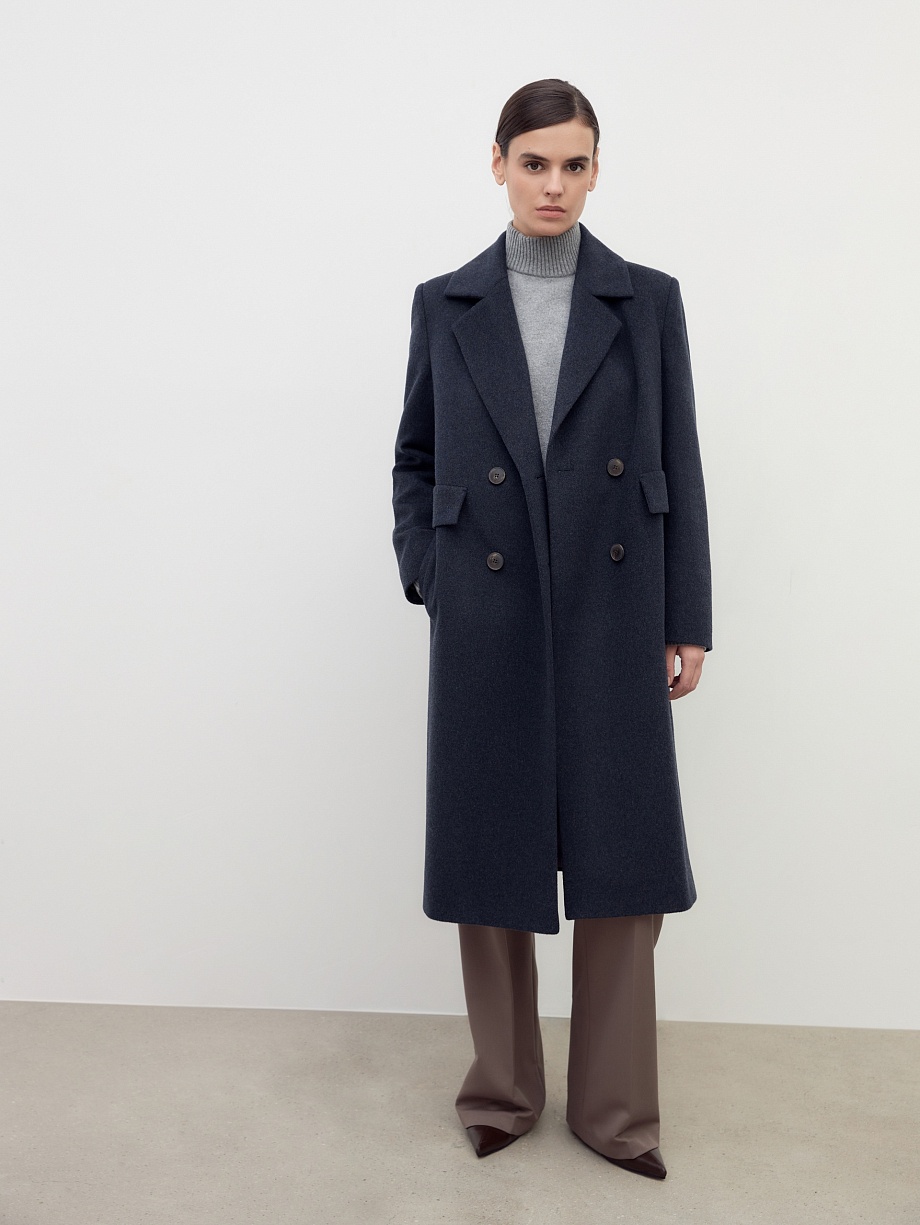 Шерстяное пальто с мембраной и утеплённой спинкой