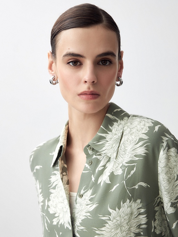 Прямая блуза из вискозы