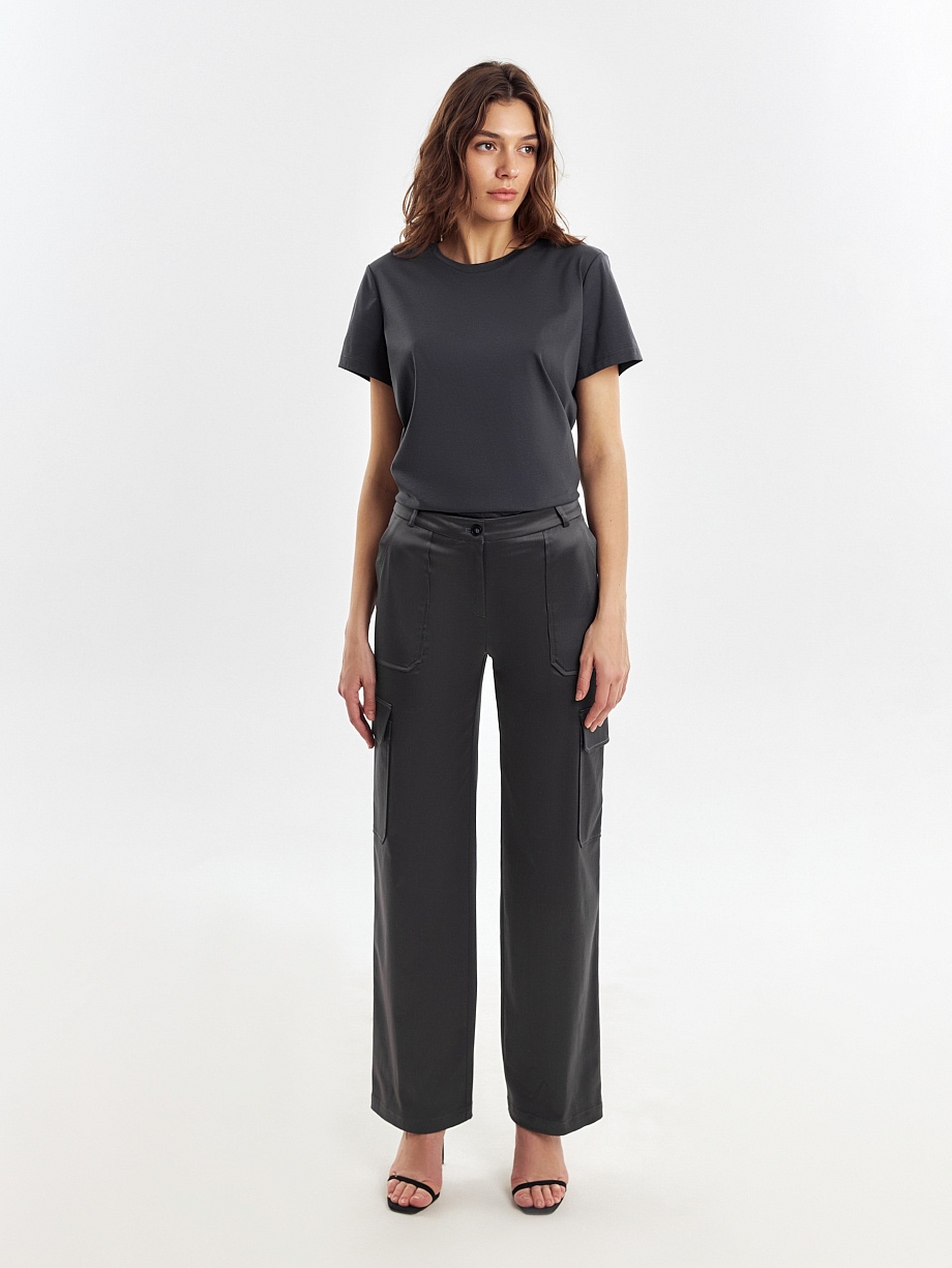 Прямые широкие брюки карго из плотной атласной ткани