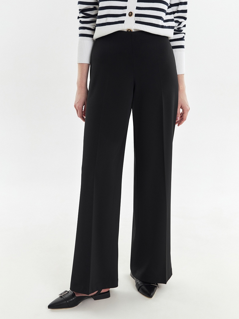 Расклешенные брюки из мягкой костюмной ткани