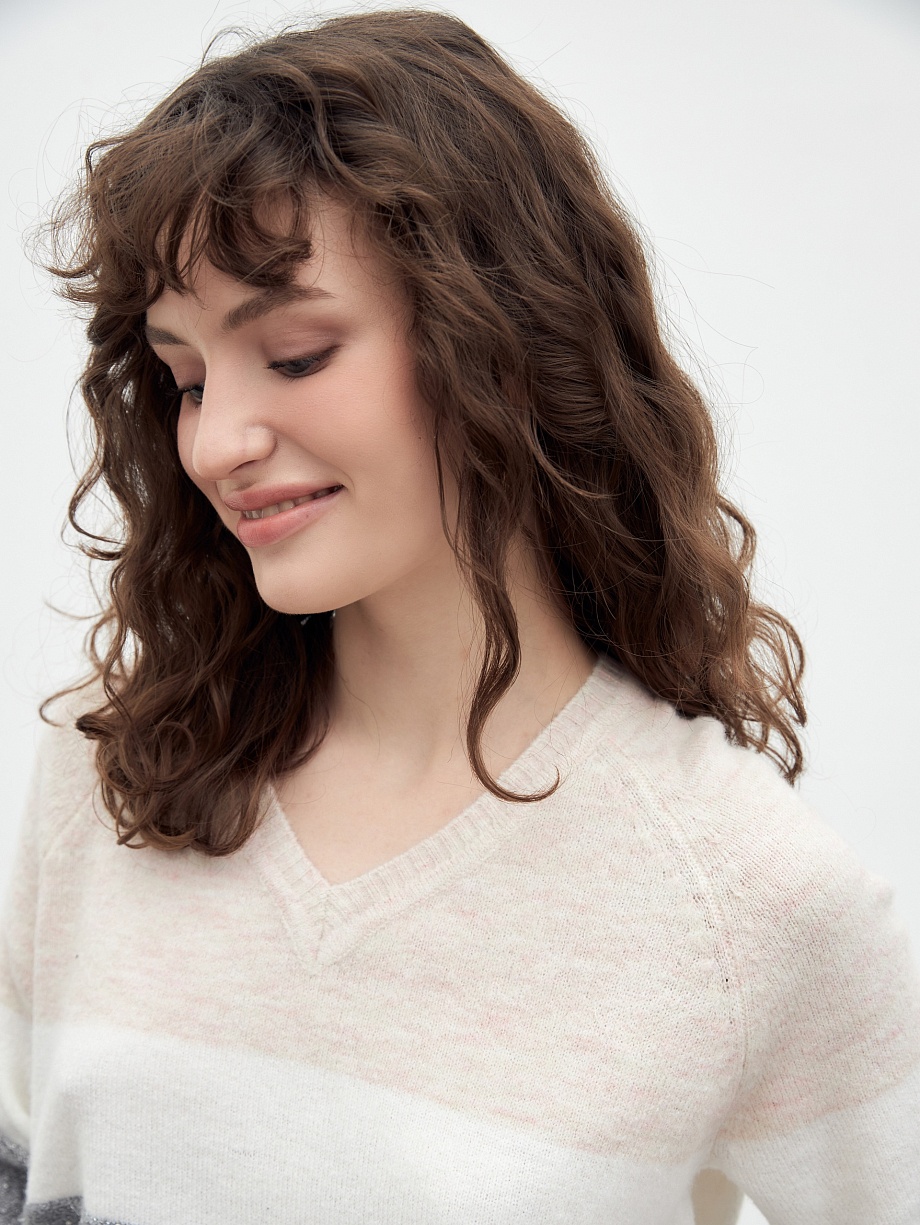 Джемпер из вязаного трикотажа с пайетками и люрексом 