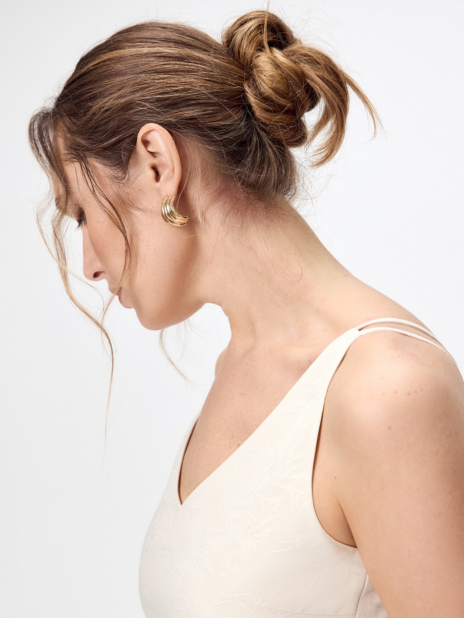 Топ из вискозы на тонких бретелях