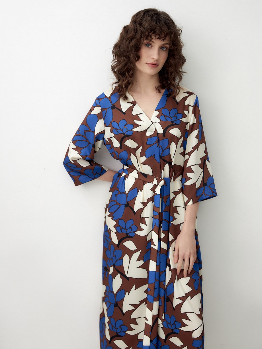 Свободное платье миди с поясом