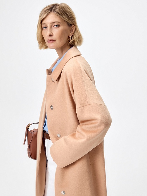 Шерстяное демисезонное пальто с мембраной