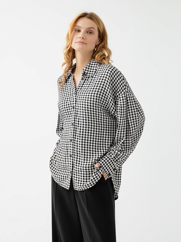 Женская рубашка свободного кроя