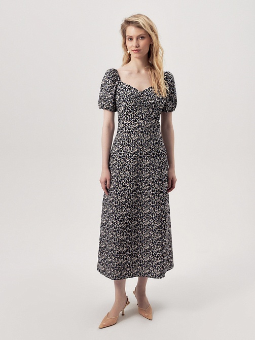 Летнее платье из хлопка с разрезом