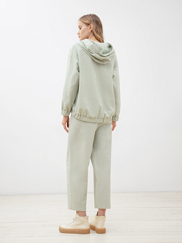 Спортивный жакет на молнии с капюшоном