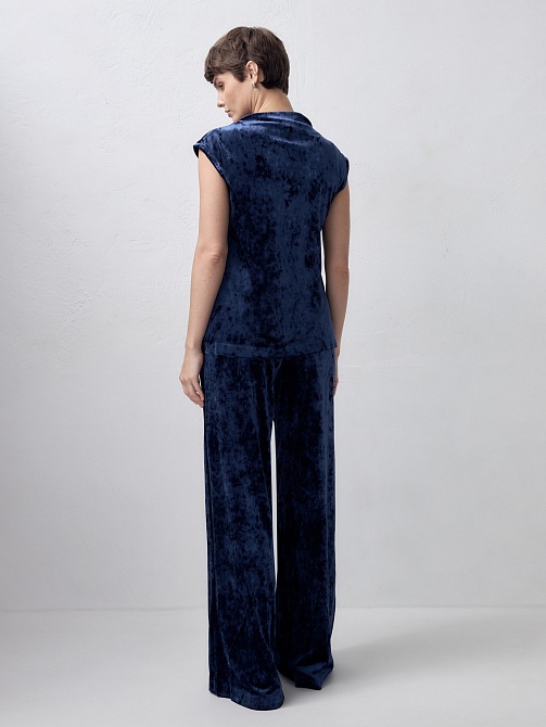 Джемпер без рукавов из бархатистой ткани