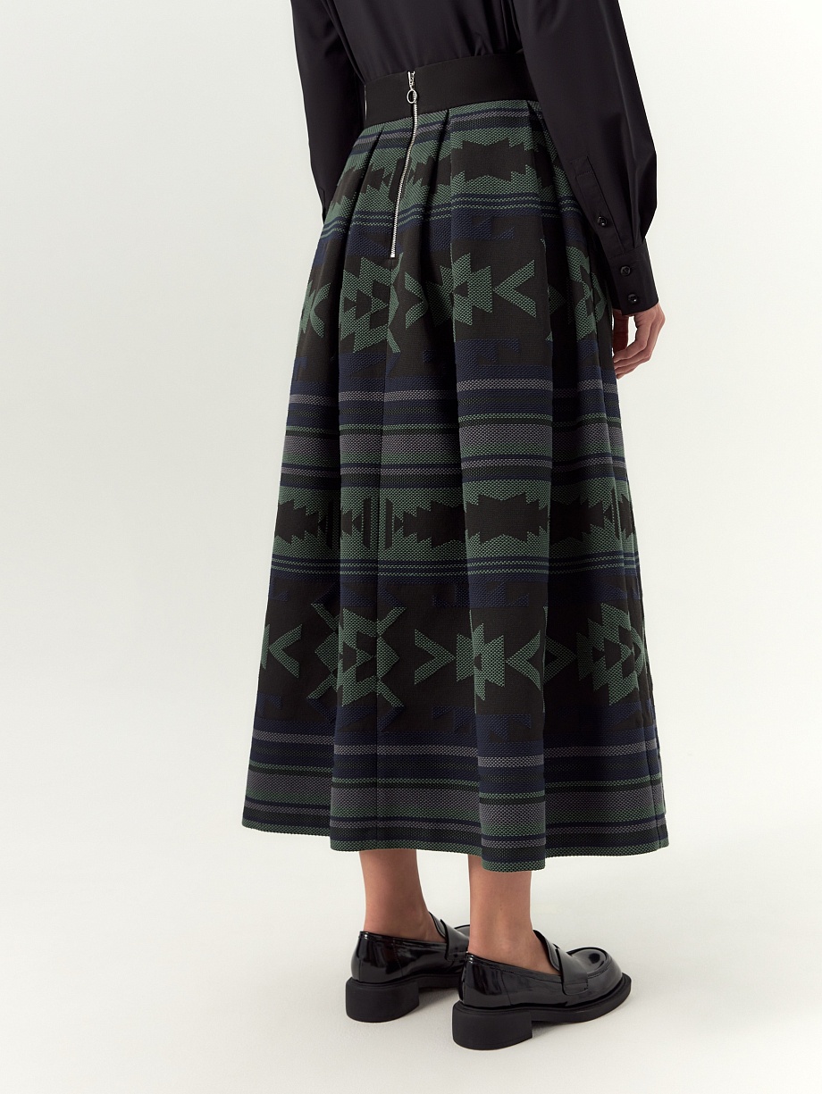 Юбка из жаккарда