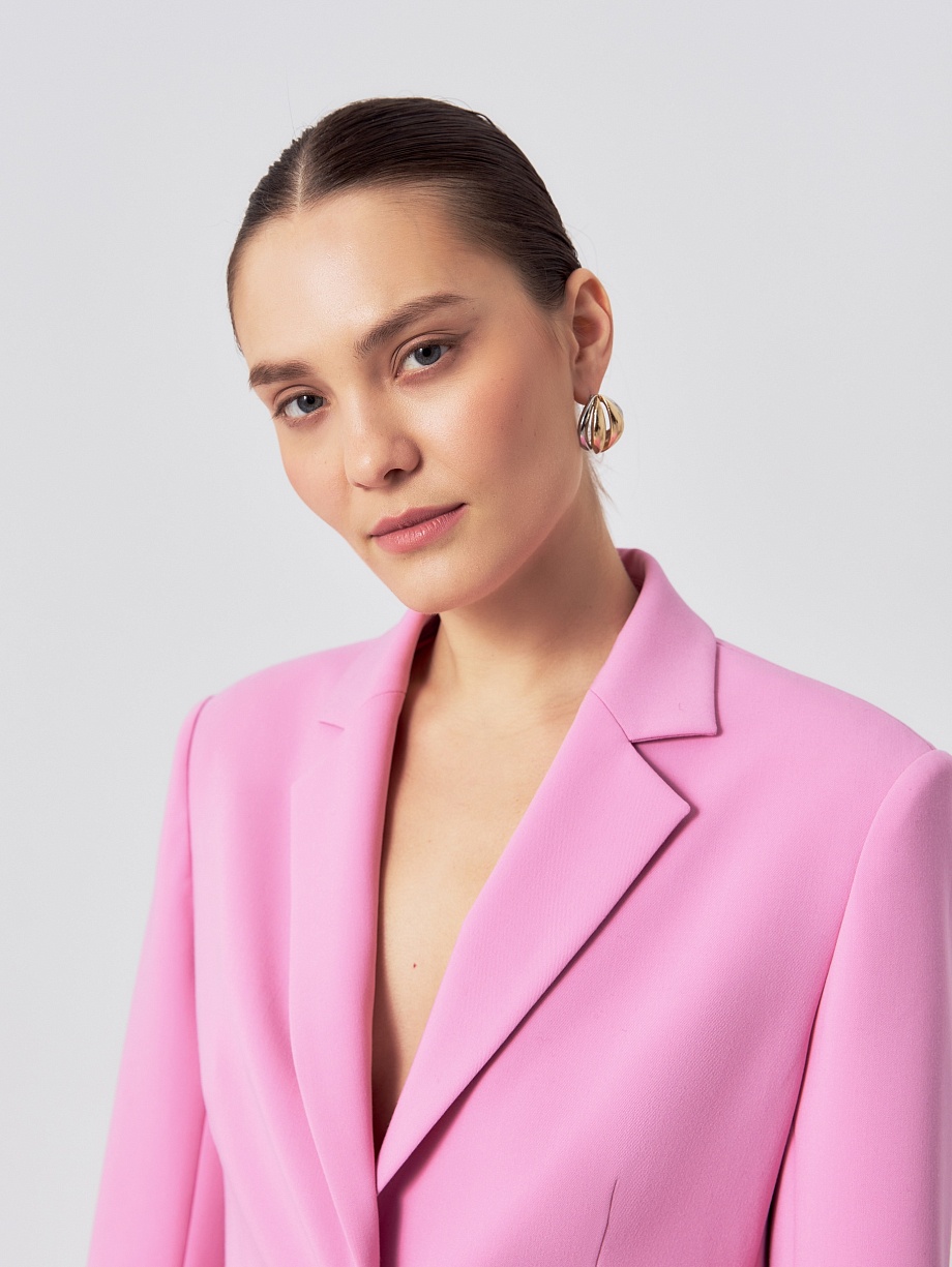 Приталенный жакет из костюмной ткани с вискозой