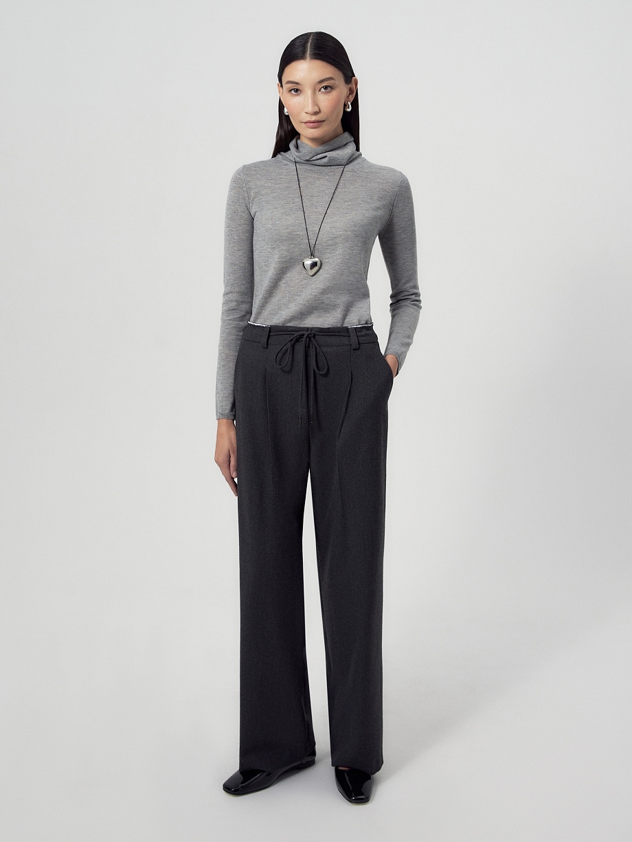 Брюки из костюмной ткани с открытым срезом