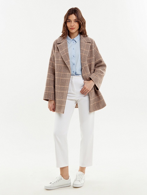 Демисезонное полупальто из шерсти