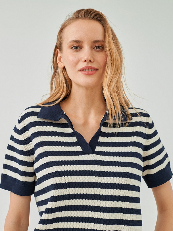 Джемпер с воротником поло