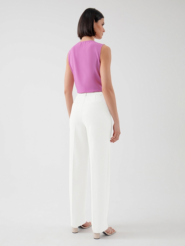 Прямые костюмные брюки