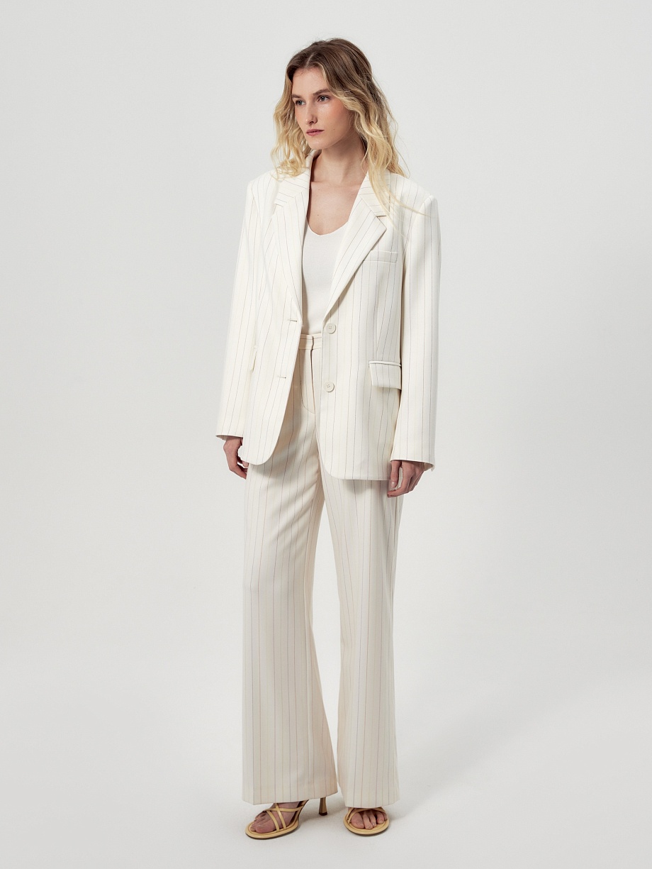 Приталенный жакет в разноцветную полоску