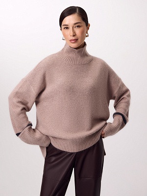 Свитер из шерсти с ангорой