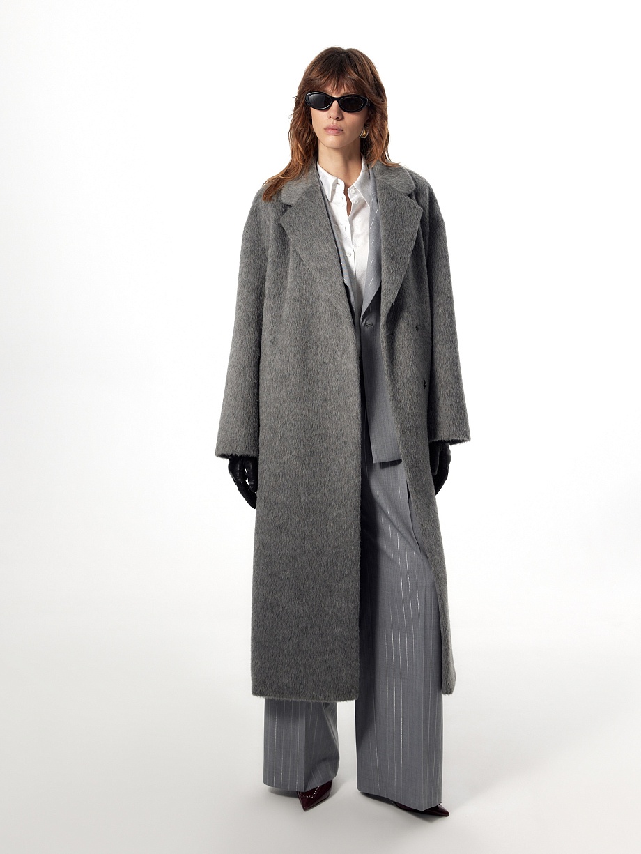 Пальто из шерсти Альпака с мембраной и утеплённой спинкой