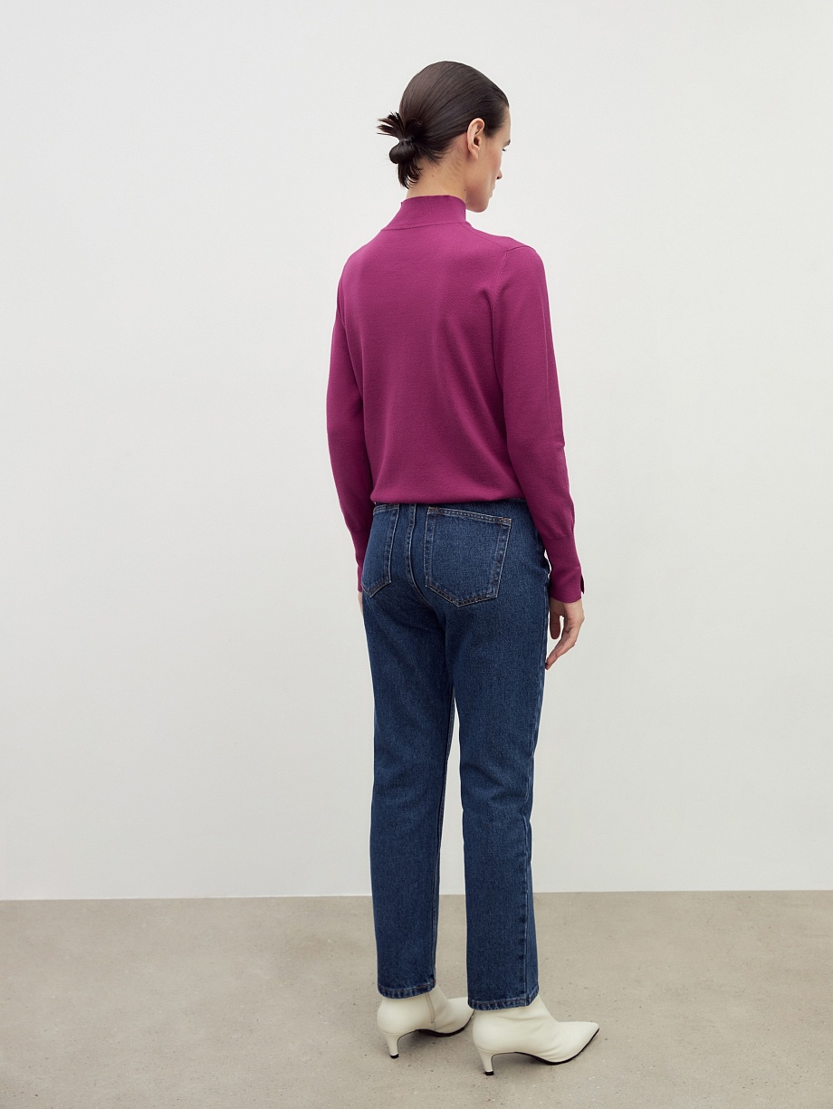 Водолазка с разрезами на рукавах