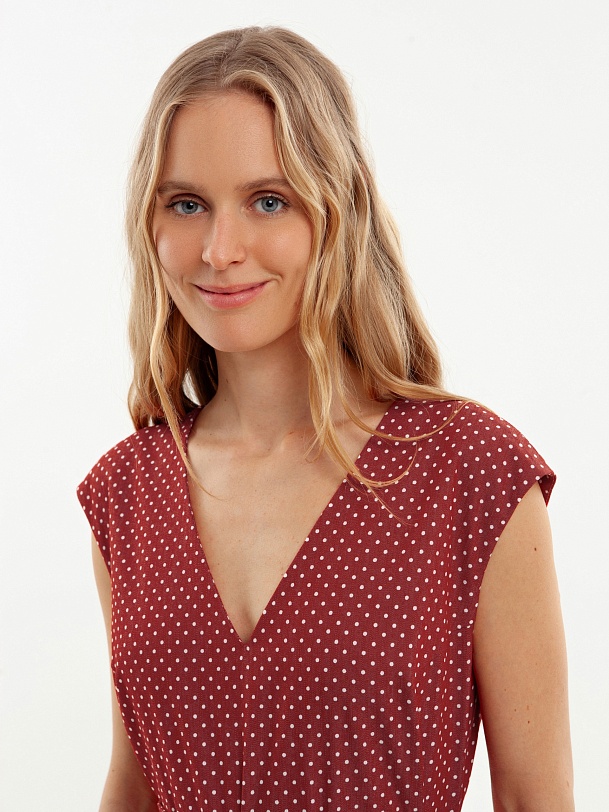 Удлиненное платье из хлопка в горошек