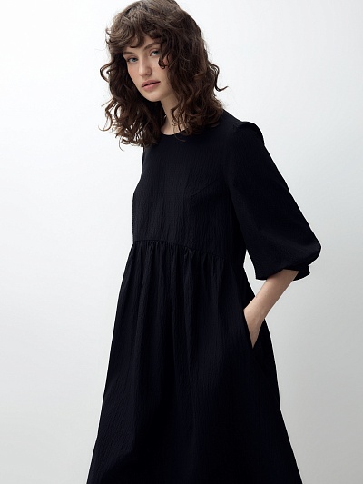 Платье из фактурного черного хлопка POMPA