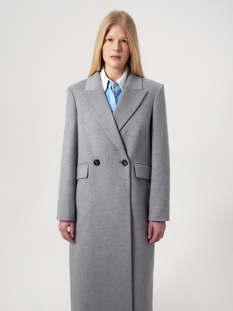 Демисезонное пальто из шерсти с мембраной