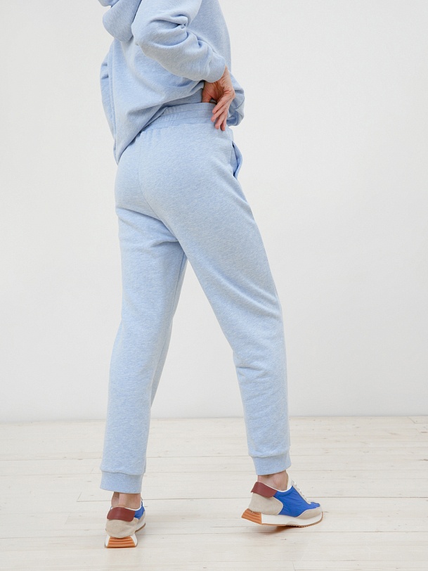 Спортивные женские брюки из футера