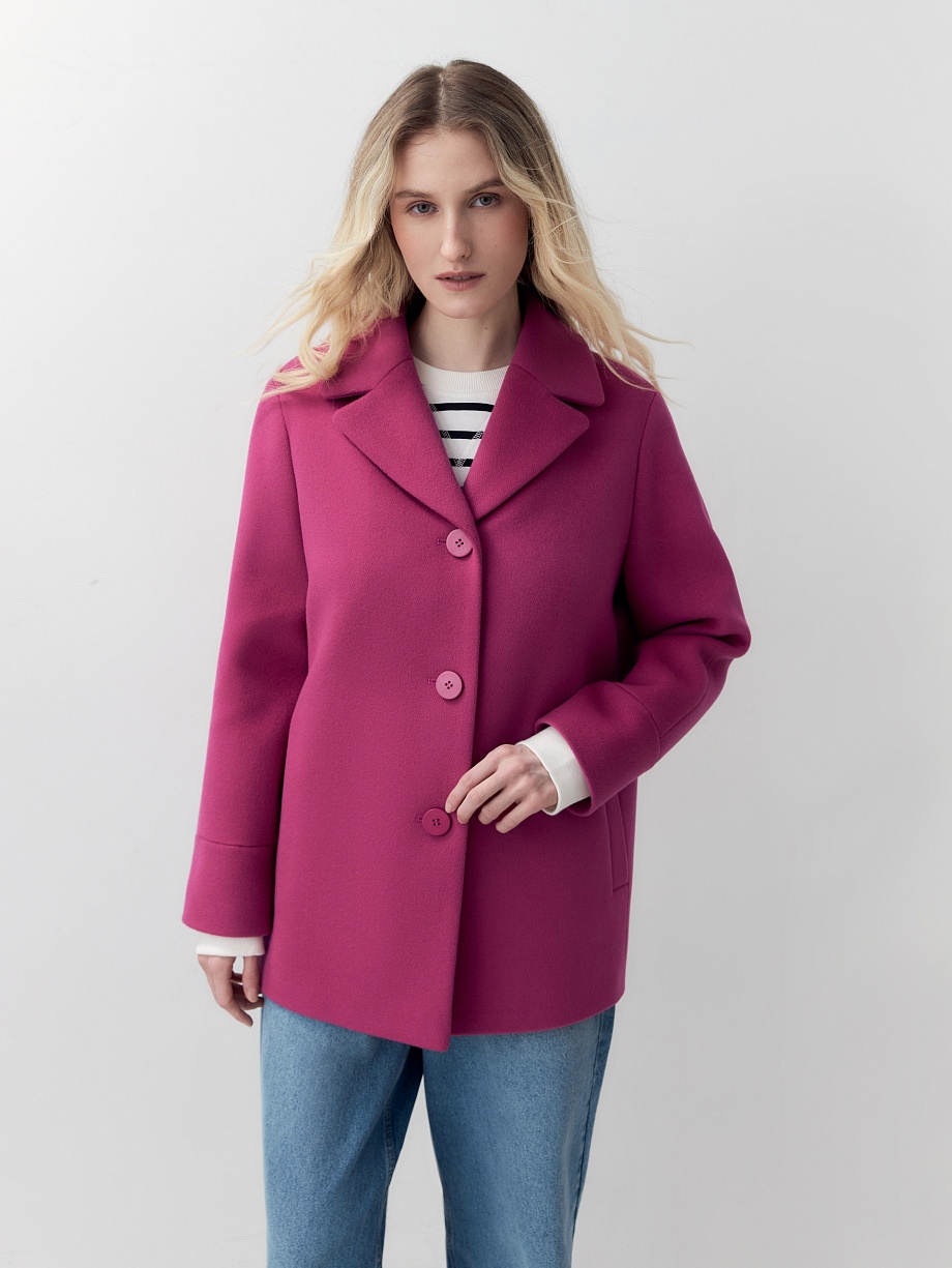 Яркое полупальто из шерсти