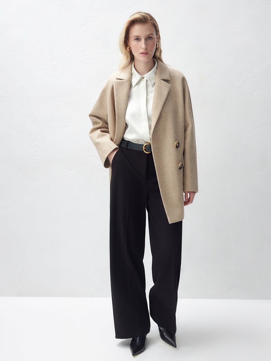 Укороченное двубортное пальто из шерсти