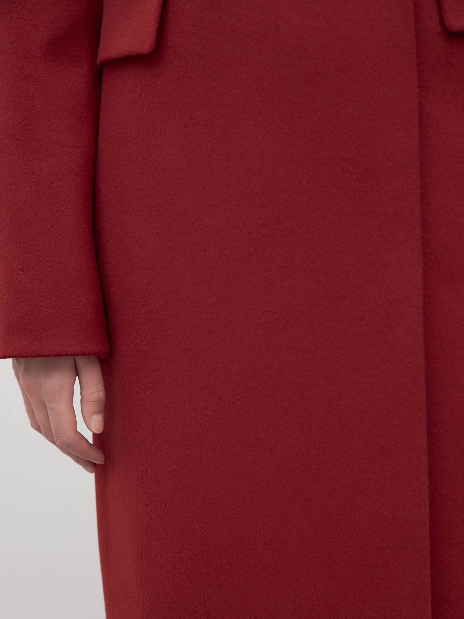 Шерстяное пальто с мембраной и утеплённой спинкой