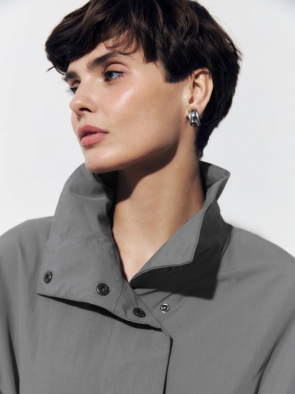 Непромокаемый плащ прямого силуэта