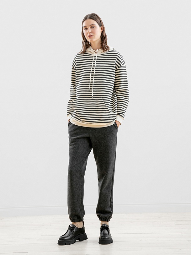 Толстовка в полоску с капюшоном