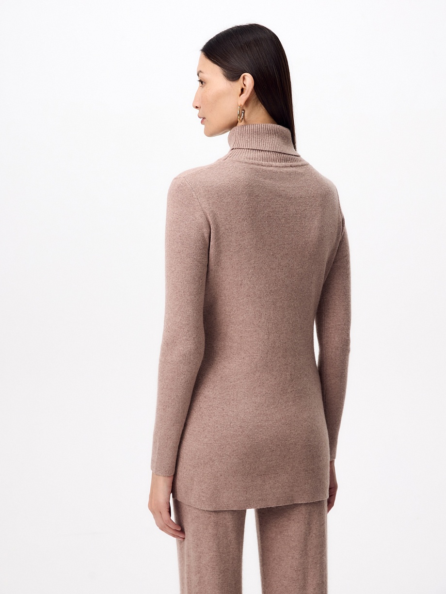 Костюм из шерсти и кашемира