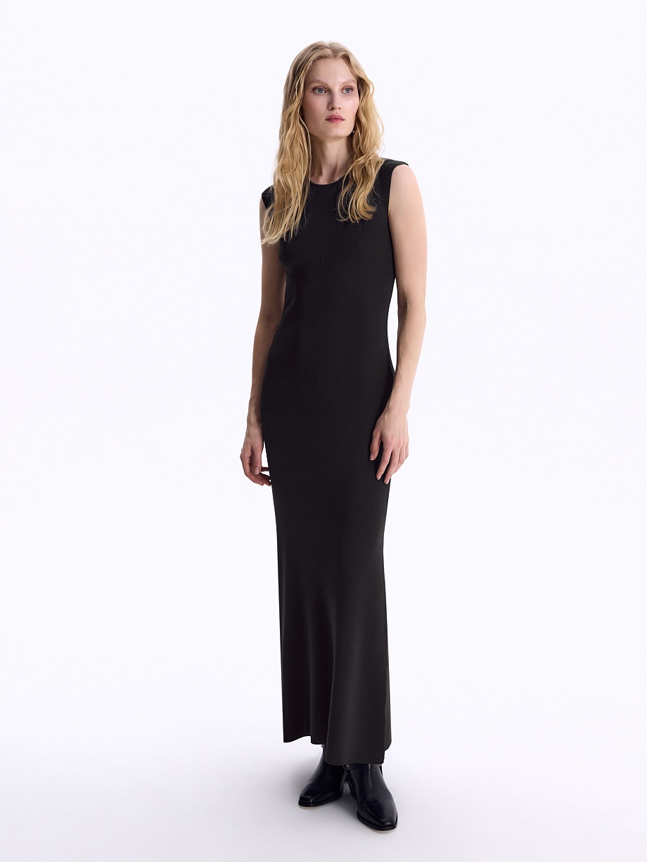 Платье трикотажное с вырезом на спине