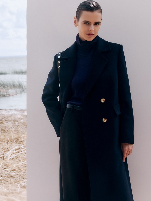 Шерстяное пальто с мембраной