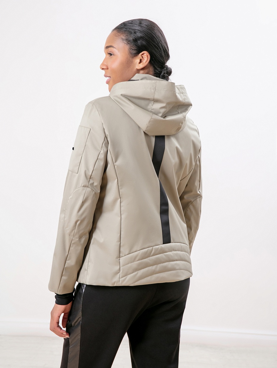 Куртка женская демисезонная с капюшоном