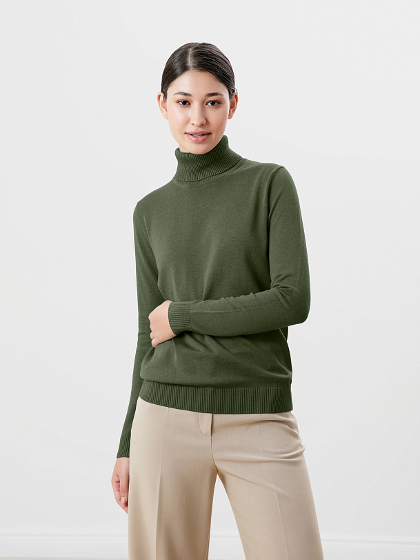 Свитер полуприлегающего силуэта