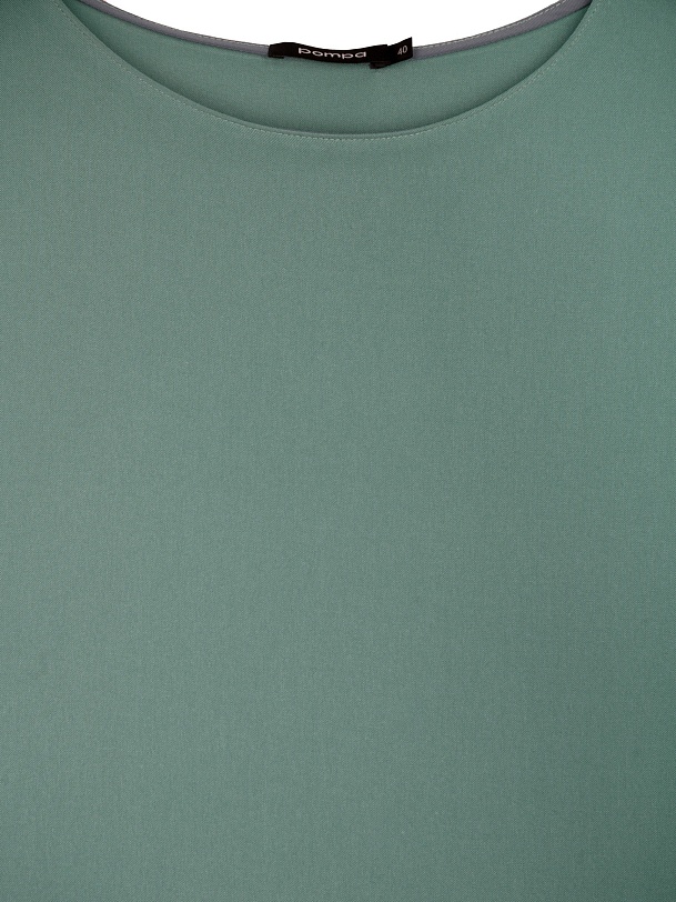 Блуза из вискозы с коротким рукавом