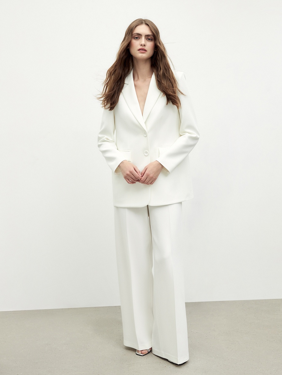 Расклешенные брюки на высокой посадке 