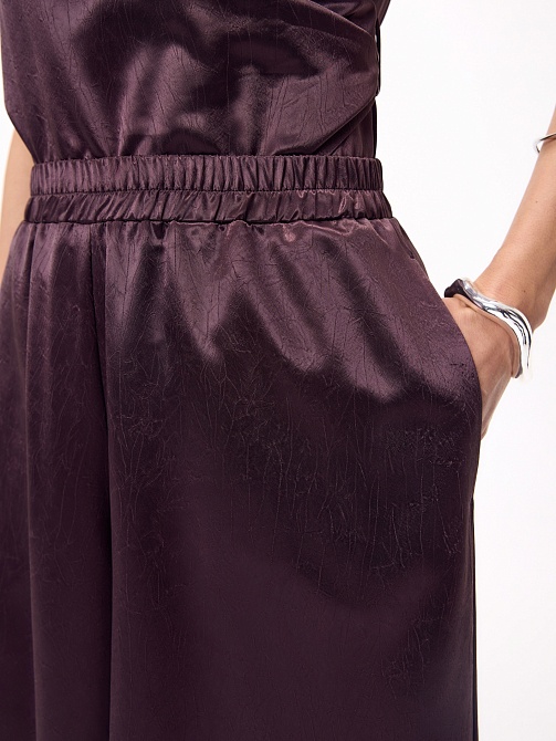 Брюки из жатого атласа на эластичном поясе