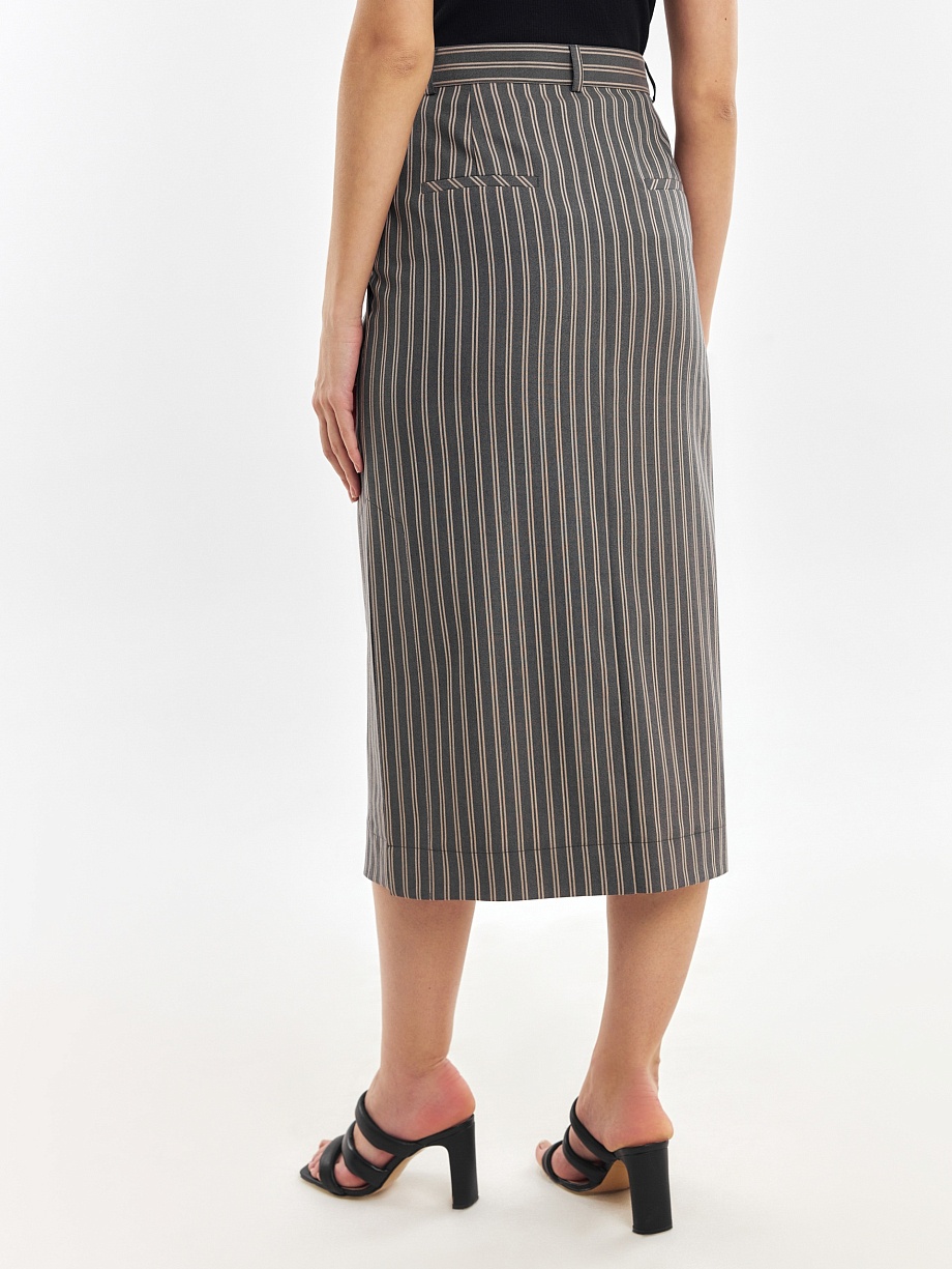 Юбка миди с высоким боковым разрезом