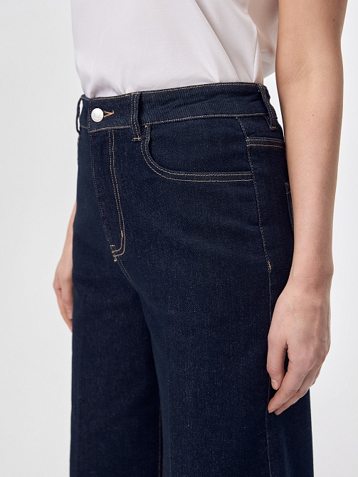 Джинсы со стрелками из 100% хлопка