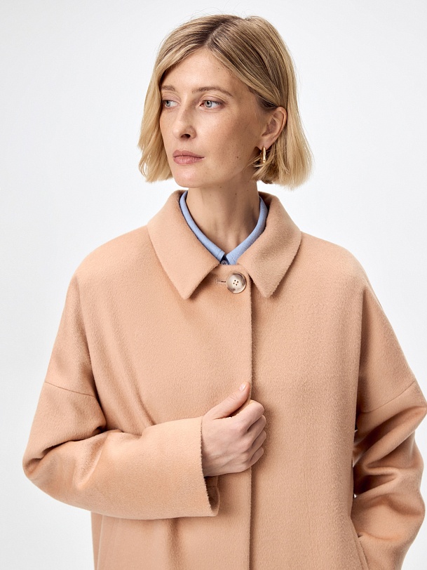 Шерстяное демисезонное пальто с мембраной