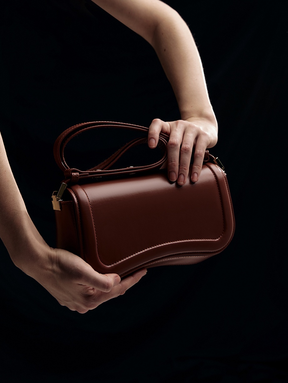 Сумка из натуральной кожи