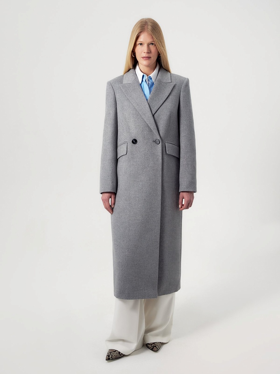 Демисезонное пальто из шерсти с мембраной