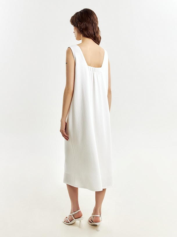 Летний сарафан из фактурной ткани