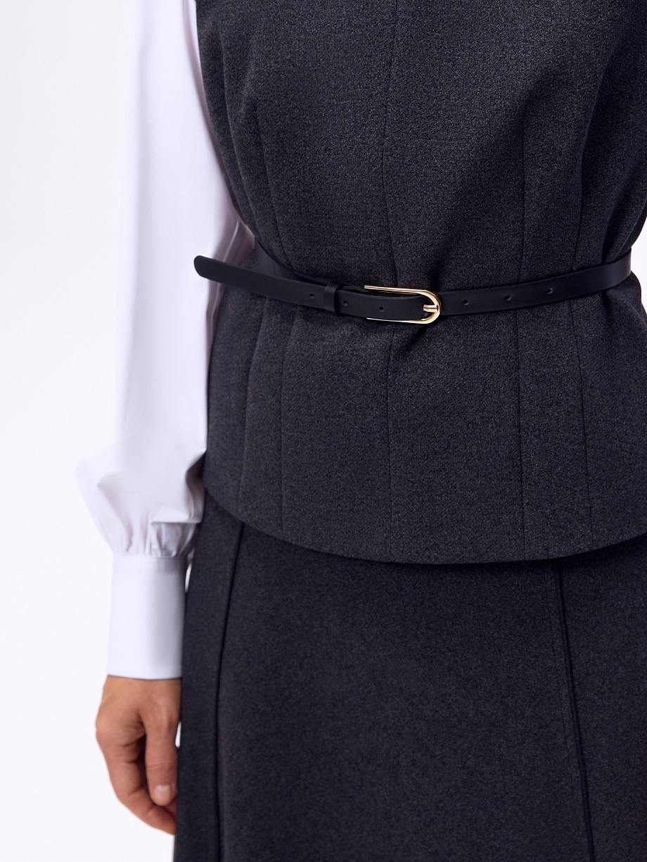 Жилет из костюмной ткани